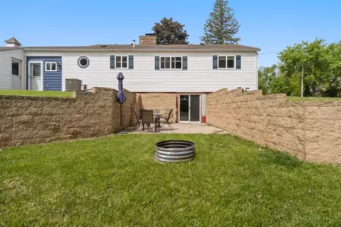 Exterior - 3401 Stella, Jackson, MI 49201 photo 4 of 10