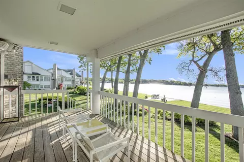 16928 Landing, Spring Lake, MI 49456