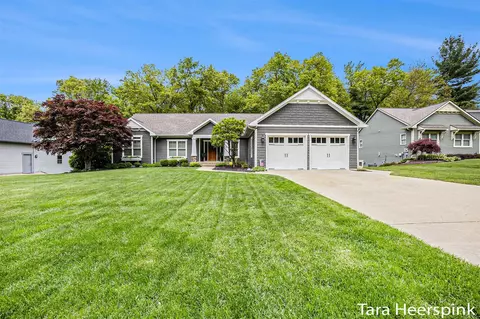 4694 Sundial, Grand Rapids, MI 49525