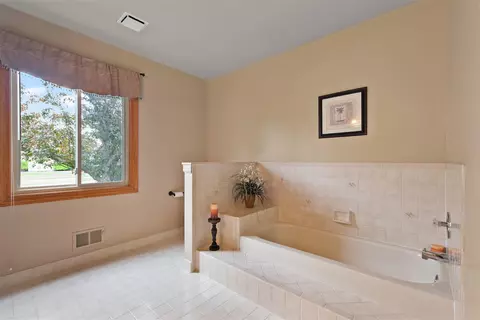 52389 Ridgeway, Macomb, MI 48042 photo 18