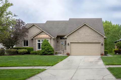 52389 Ridgeway, Macomb, MI 48042