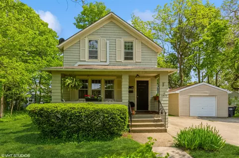 1433 Main St, Saint Joseph, MI 49085