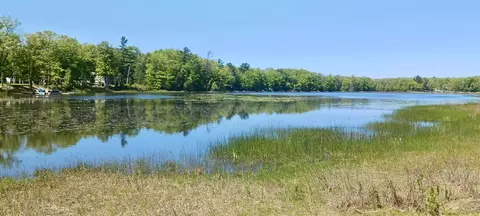 Vl E Pine, Twin Lake, MI 49457
