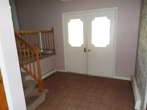 Entry Way - 407 Doty, Leslie, MI 49251 photo 1 of 3