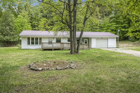 6766 E Gale, Hesperia, MI 49421