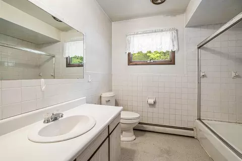 Bath - 6766 E Gale, Hesperia, MI 49421 photo 1 of 1