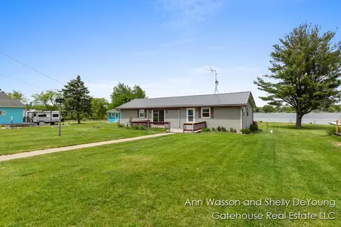 Exterior - 171 Dickerson, Stanton, MI 48888 photo 3 of 10