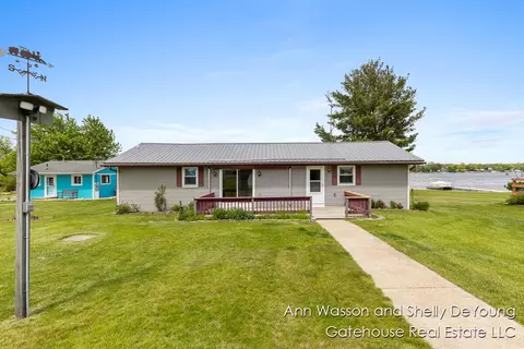 Exterior - 171 Dickerson, Stanton, MI 48888 photo 2 of 10