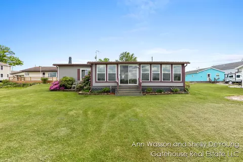Exterior - 171 Dickerson, Stanton, MI 48888 photo 5 of 10