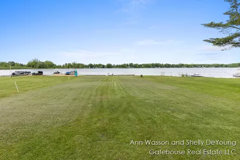 Exterior - 171 Dickerson, Stanton, MI 48888 photo 8 of 10