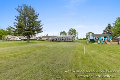 Exterior - 171 Dickerson, Stanton, MI 48888 photo 7 of 10