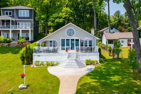 9393 Fraulin, Richland, MI 49083