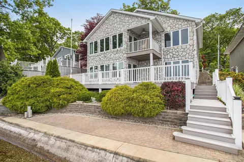 714 N Hawley, Coldwater, MI 49036