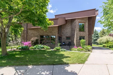 3007 Cedarbrook, Ann Arbor, MI 48105