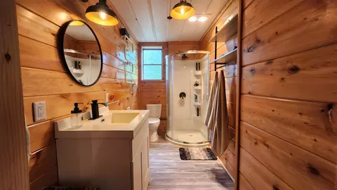 Bath - 209 W W Pne, Edmore, MI 48829 photo 1 of 1