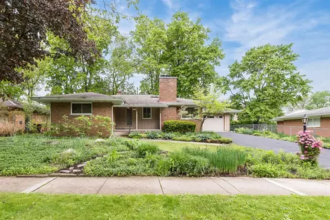 1134 Meadowbrook, Ann Arbor, MI 48103