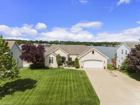 9077 24th, Jenison, MI 49428