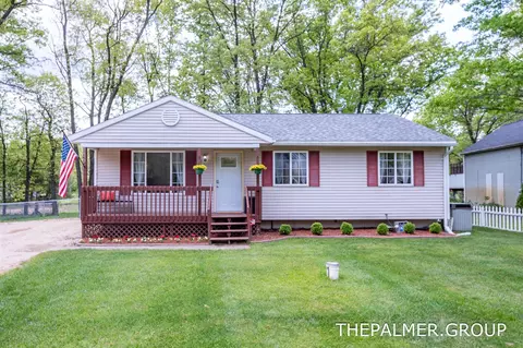 8453 Cochise, Howard City, MI 49329