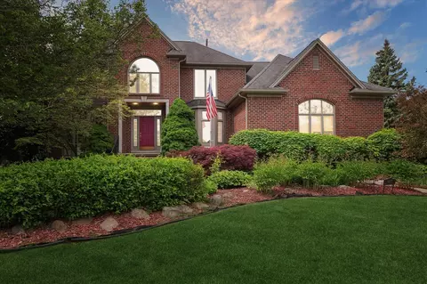 12427 Howland Park, Plymouth, MI 48170
