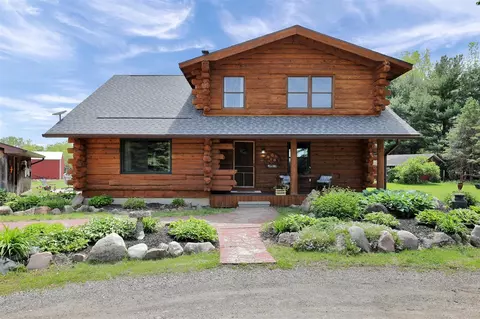 3457 S Keefer, Lyons, MI 48851