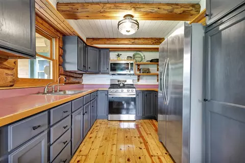 Kitchen - 3457 S Keefer, Lyons, MI 48851 photo 4 of 5