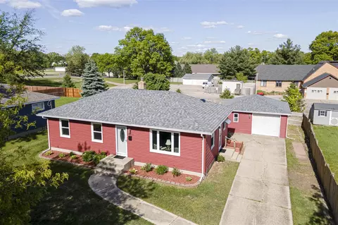 4352 Illinois, Wyoming, MI 49509