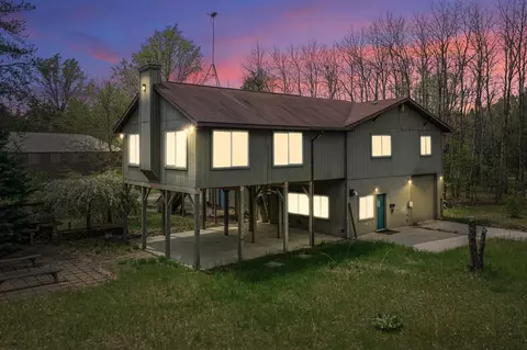 10685 W Indianwood, Roscommon, MI 48653