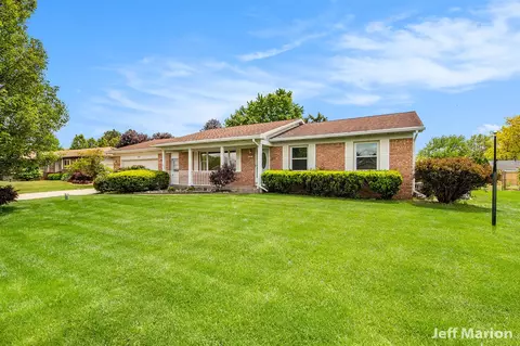 109 Holiday, Ionia, MI 48846