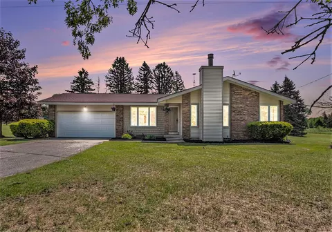 11630 Myers Lk, Cedar Springs, MI 49319