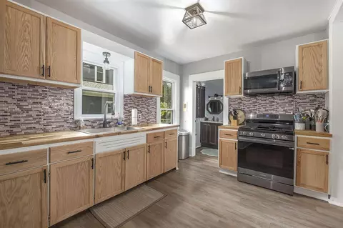 Kitchen - 49 S Arthur, Grant, MI 49327 photo 1 of 2