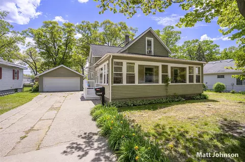 2057 Philo, Muskegon, MI 49441