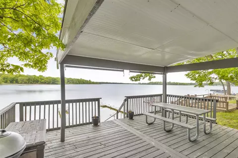 Exterior - 5008 Schrah, Munith, MI 49259 photo 5 of 11