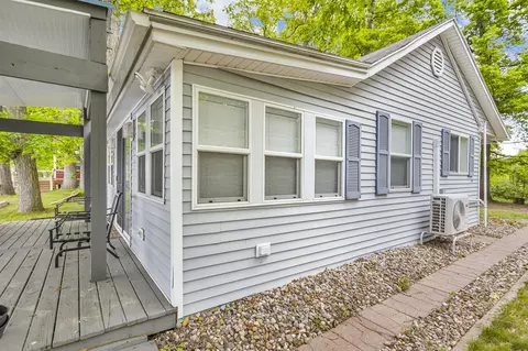 Exterior - 5008 Schrah, Munith, MI 49259 photo 6 of 11