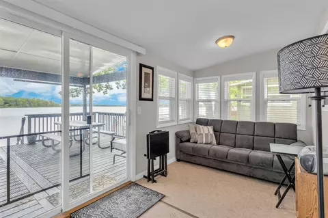 Living - 5008 Schrah, Munith, MI 49259 photo 6 of 7