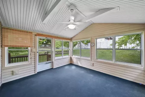 2108 Creglow, Jackson, MI 49203 photo 12