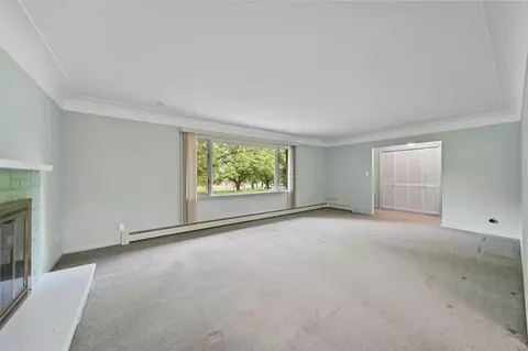 2108 Creglow, Jackson, MI 49203 photo 9