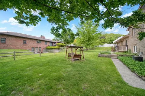 2108 Creglow, Jackson, MI 49203 photo 38