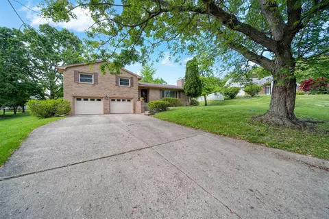 2108 Creglow, Jackson, MI 49203 photo 32