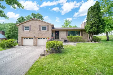 2108 Creglow, Jackson, MI 49203