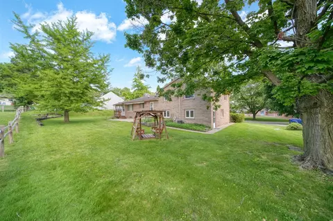 2108 Creglow, Jackson, MI 49203 photo 37