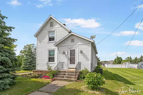 10551 James, Zeeland, MI 49464
