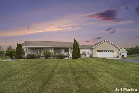 2057 Nickleplate, Ionia, MI 48846