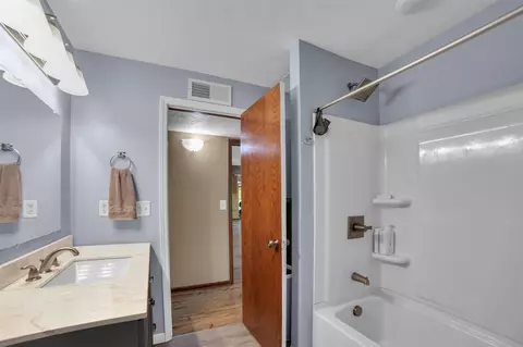 Bath - 2850 144th, Dorr, MI 49323 photo 8 of 8