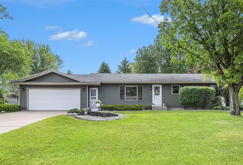7234 Willard, Grand Rapids, MI 49548