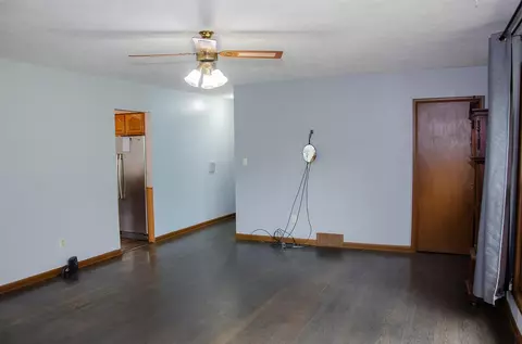 Living - 14888 E R, Scotts, MI 49088 photo 2 of 9