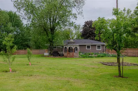 Exterior - 14888 E R, Scotts, MI 49088 photo 10 of 38