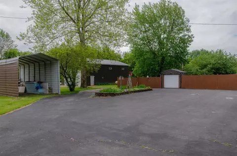 Exterior - 14888 E R, Scotts, MI 49088 photo 34 of 38