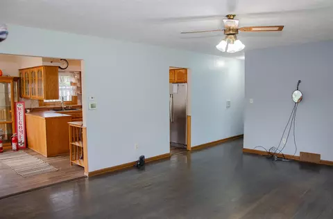Living - 14888 E R, Scotts, MI 49088 photo 1 of 9