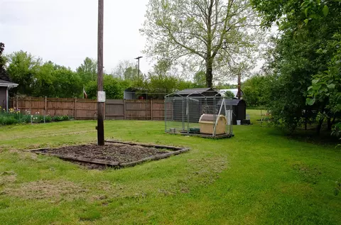 Exterior - 14888 E R, Scotts, MI 49088 photo 9 of 38