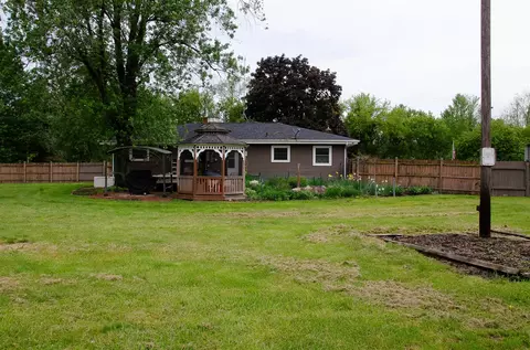 Exterior - 14888 E R, Scotts, MI 49088 photo 8 of 38